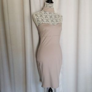 Strapless dress with choker